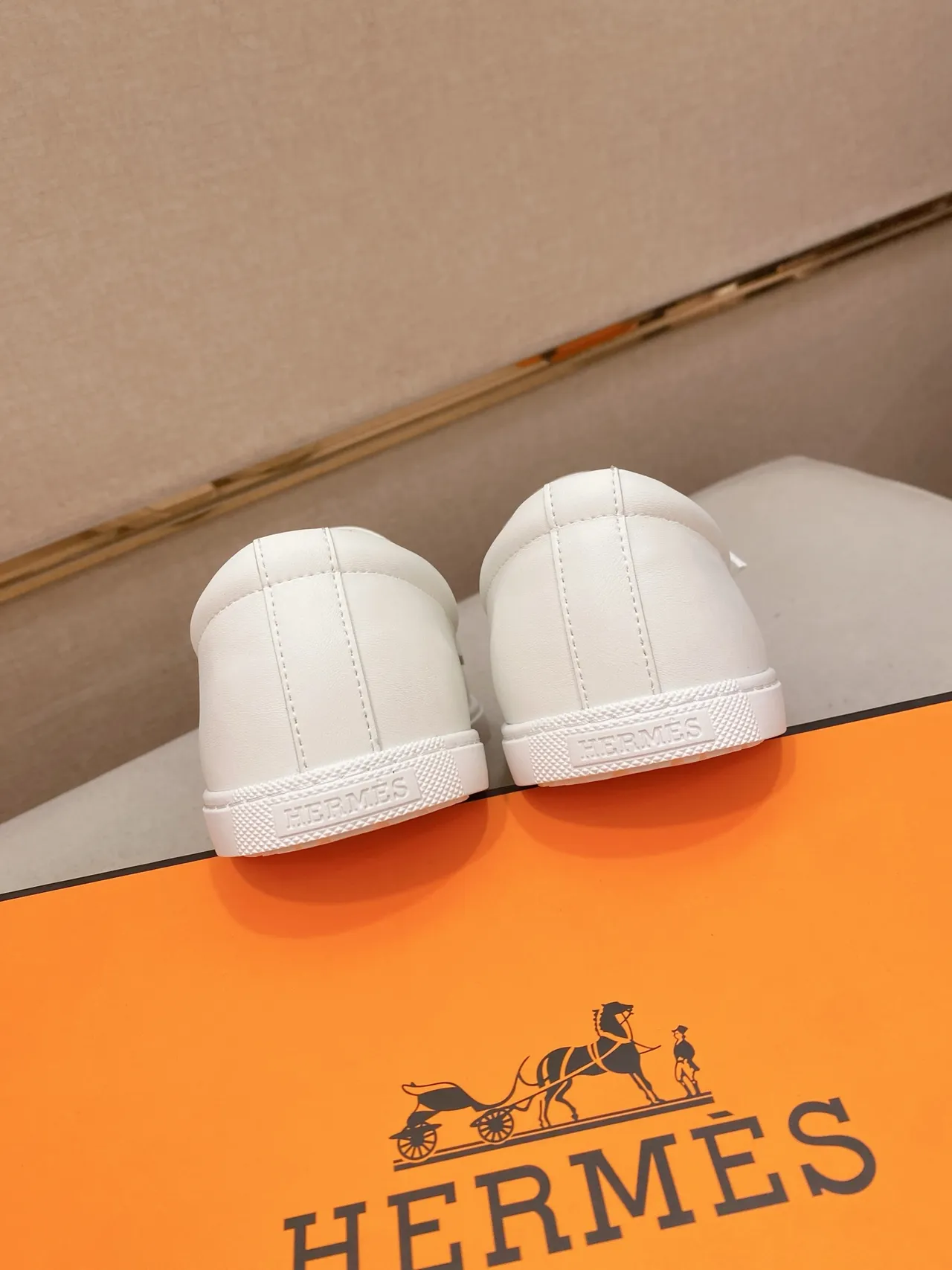 Hermès Oran Loafer loafer de cuero blanco slip-on 3