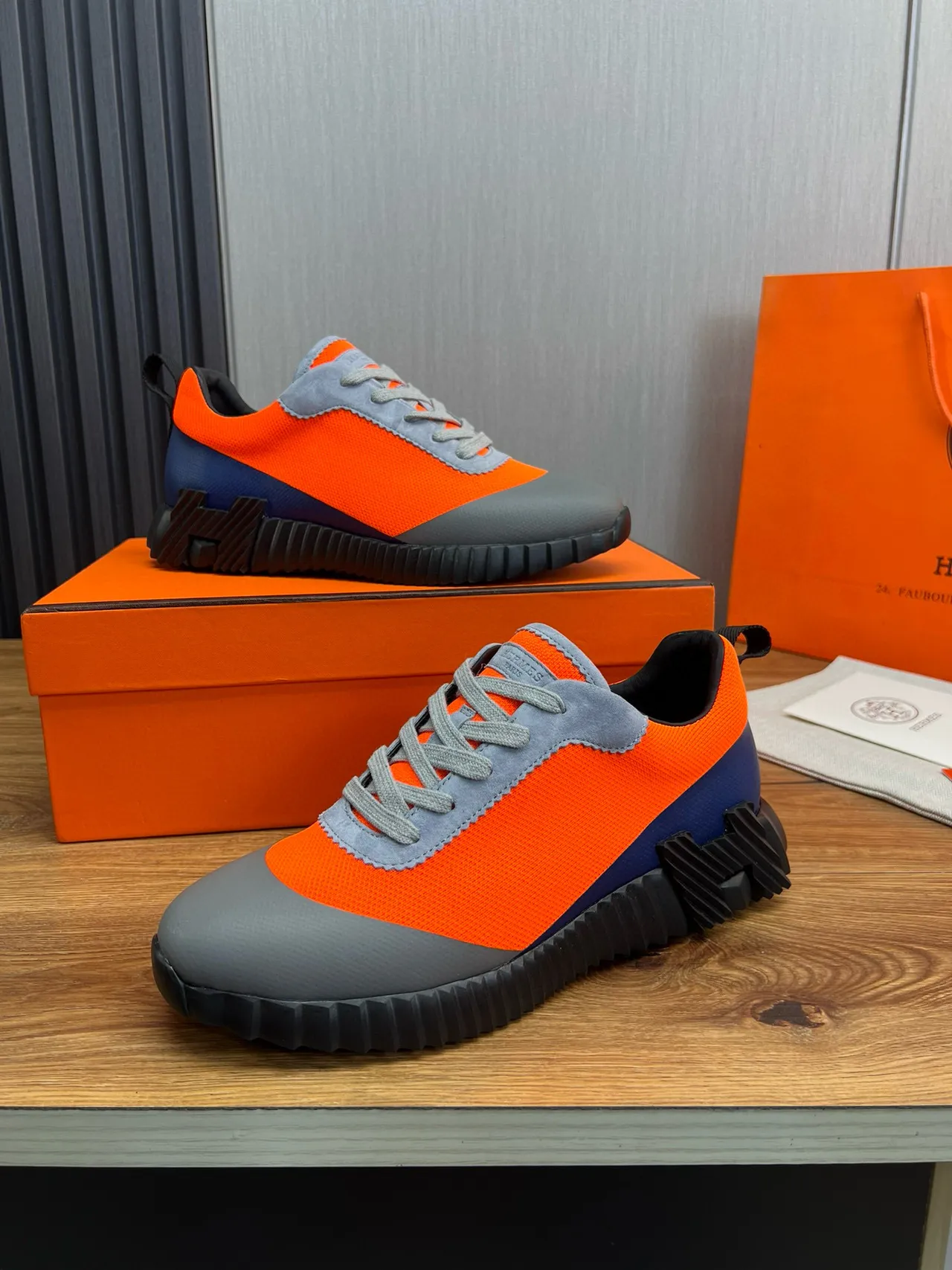 Hermès Oran Chaussures Chunky Orange Gris Noir 4