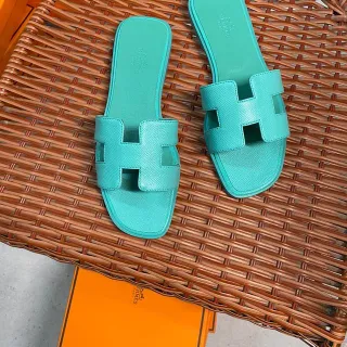 Hermès Oran Turquoise chinelos de couro