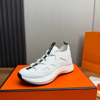 Hermès সাদা এবং কালো কাটআউট মেশ লাইফস্টাইল স্নিকার