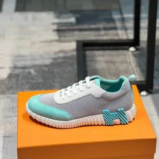 Hermès 白蓝网布和麂皮鞋面雕塑凸起中底生活方式运动鞋