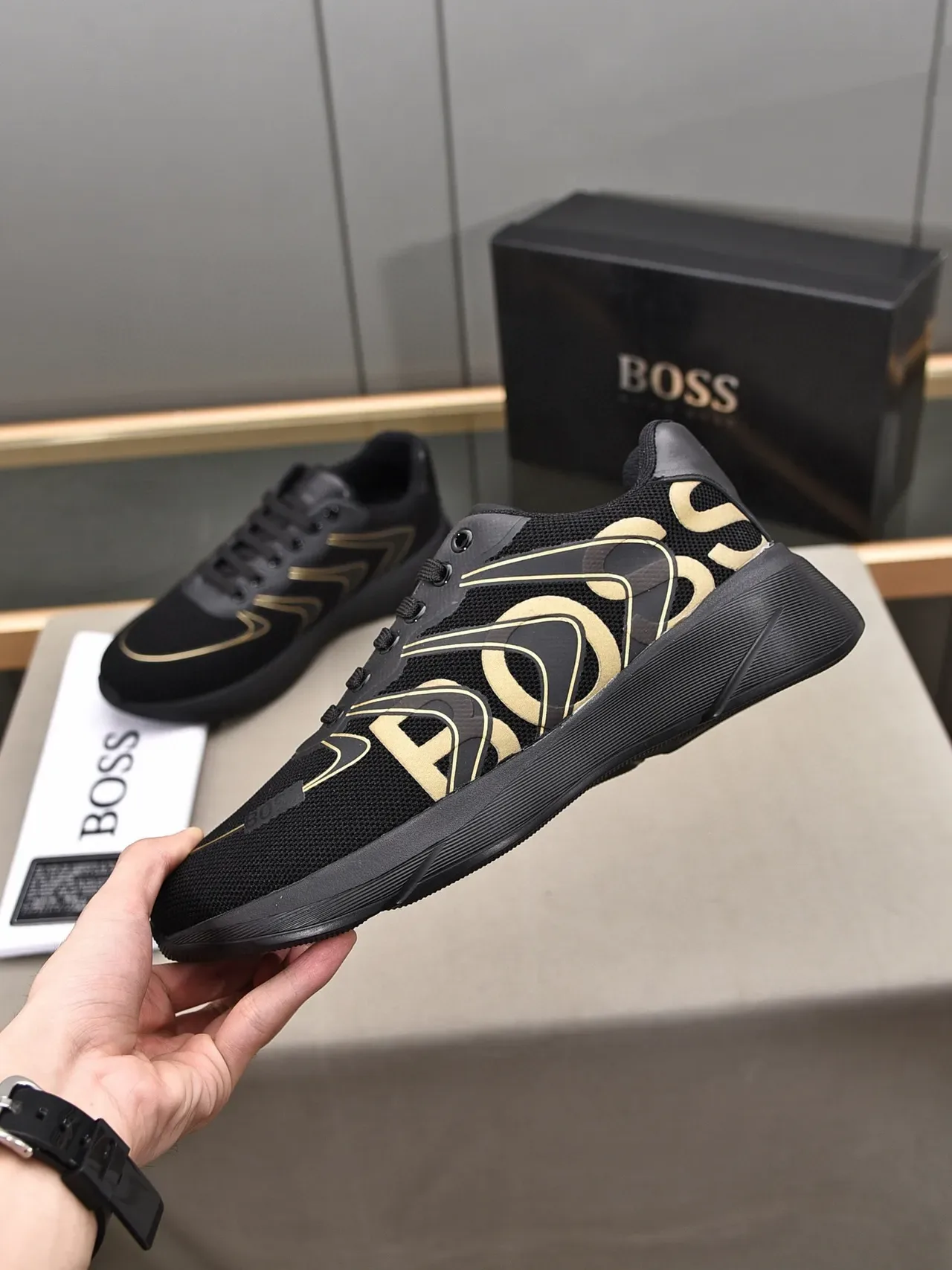 Hugo Boss Sneakers Lifestyle Noir et Or Logo 8