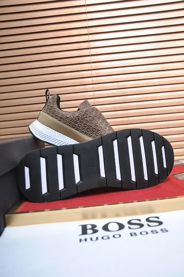 Hugo Boss Tênis Slip-On Lifestyle com Logo Embossed 3