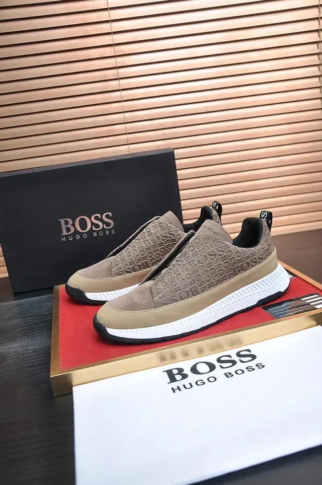 Hugo Boss Tênis Slip-On Lifestyle com Logo Embossed 4