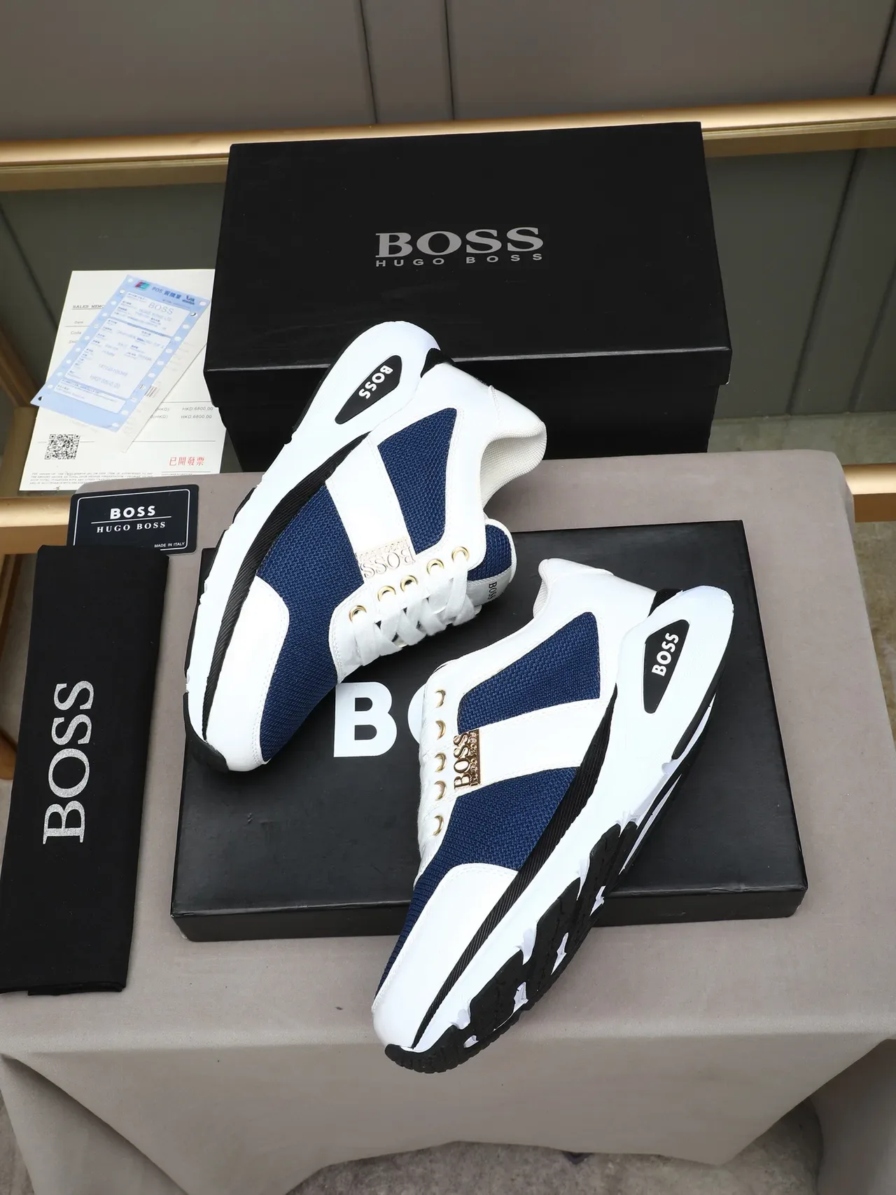 Hugo Boss Tênis Lifestyle Navy e Branco de Couro Mesh 3