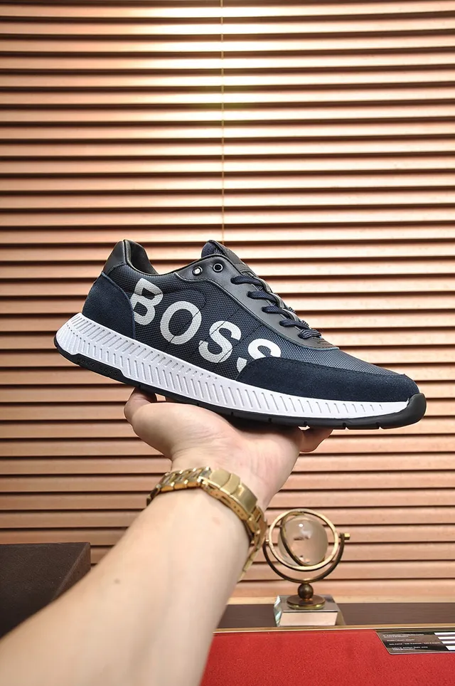 Hugo Boss 海军白网布和合成鞋面 醒目侧面标志 运动鞋 7