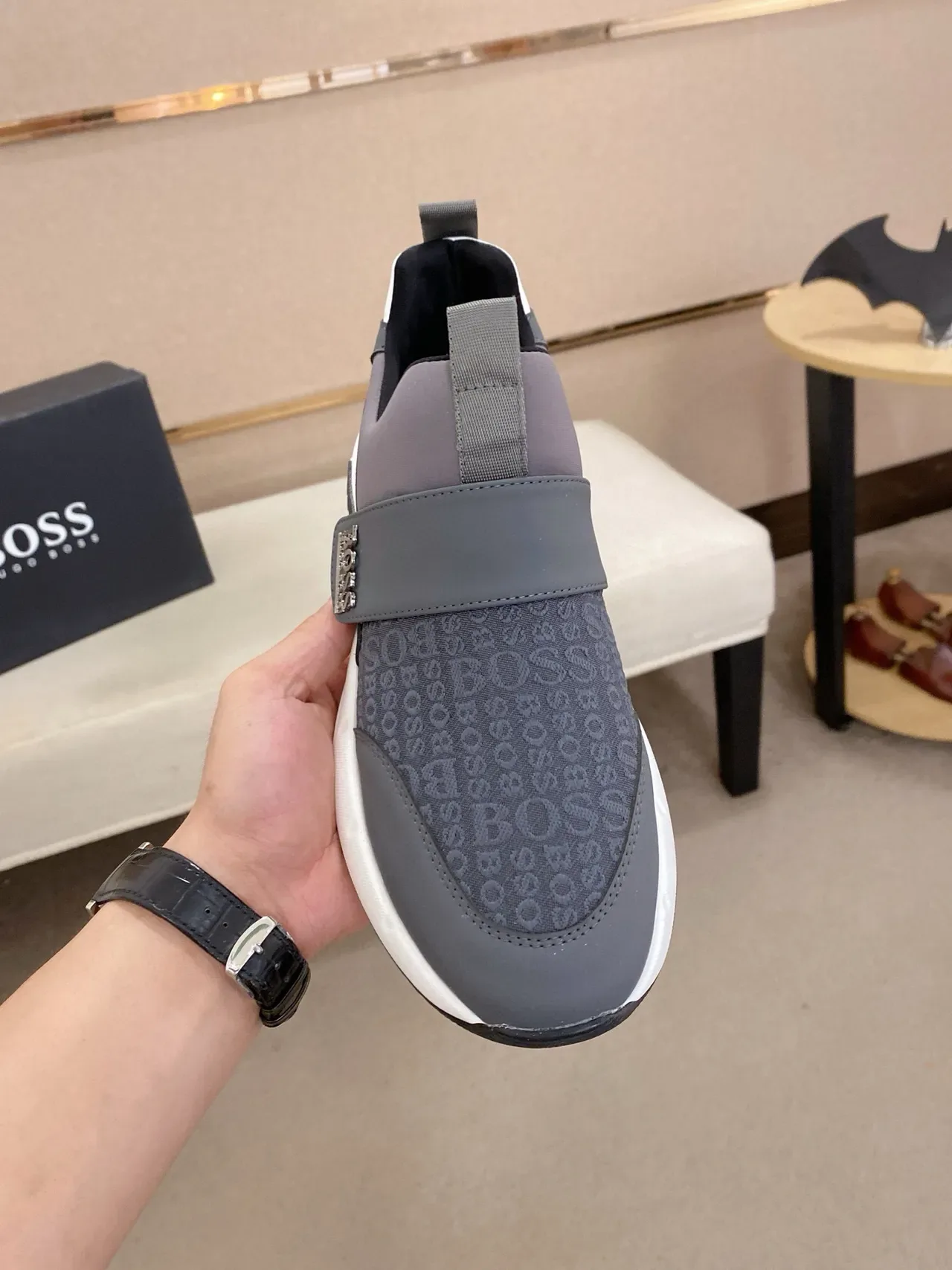 Hugo Boss 懒鞋 印花 灰色 生活方式运动鞋 2