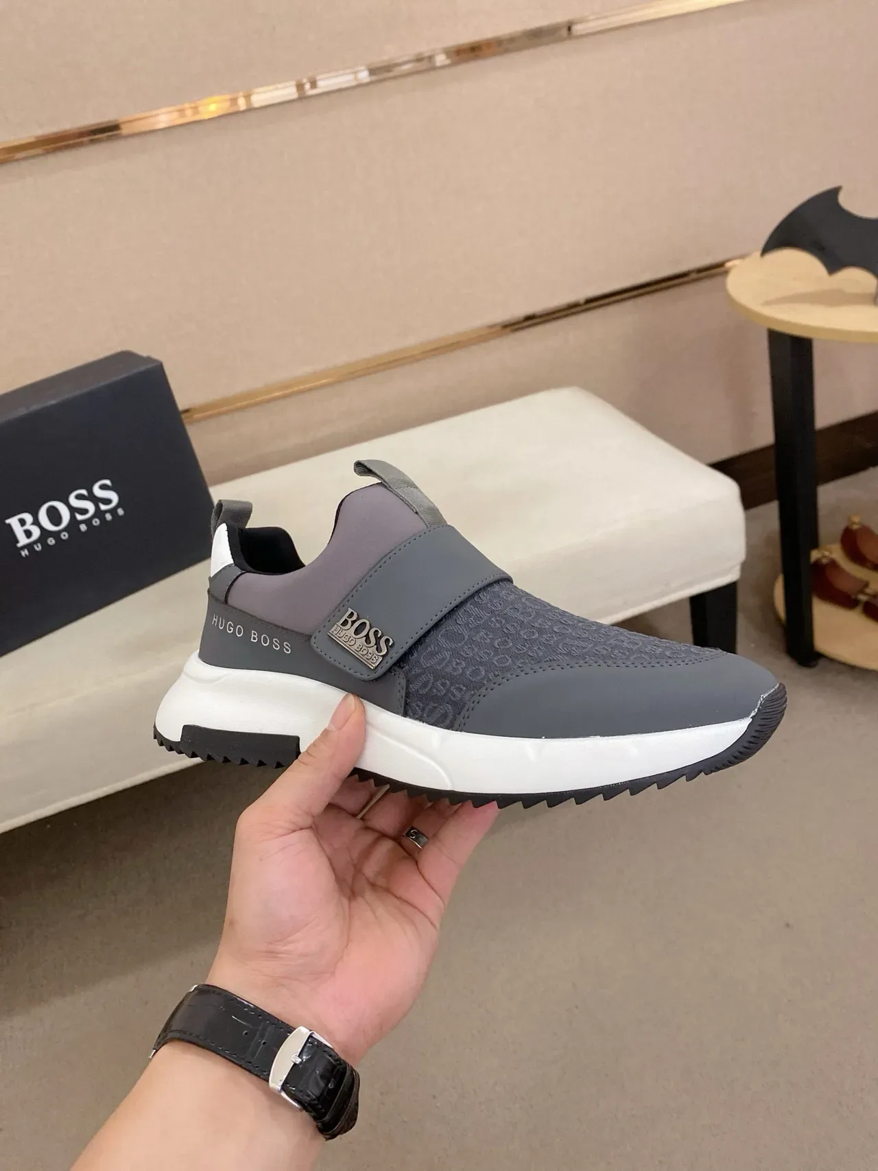 Hugo Boss 懒鞋 印花 灰色 生活方式运动鞋 4