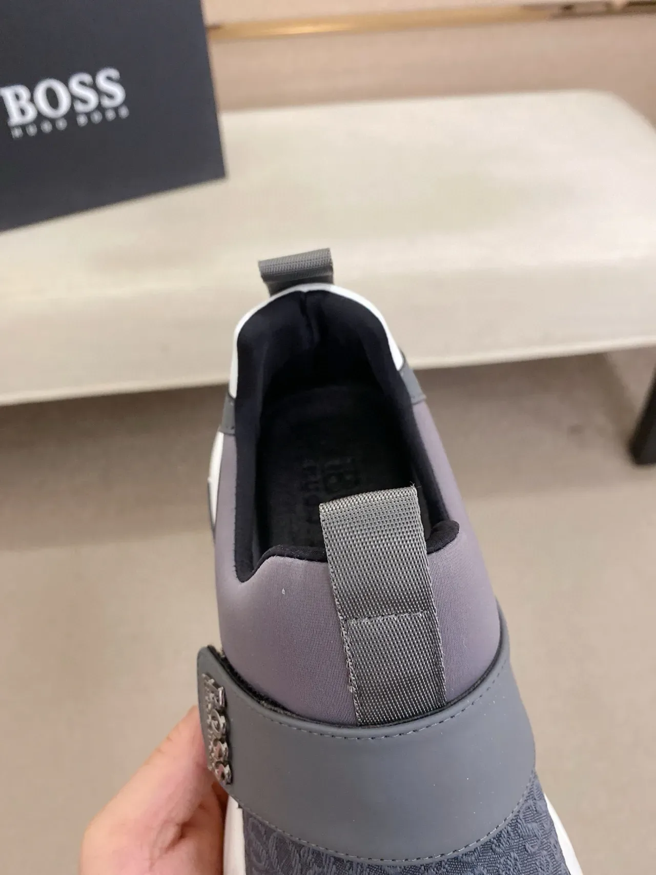 Hugo Boss 懒鞋 印花 灰色 生活方式运动鞋 6