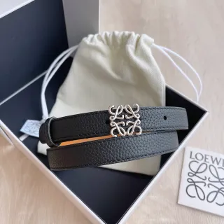 Loewe Anagram Belt حزام جلد أسود فضي ضيق بحبيبات
