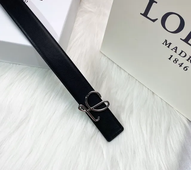 Loewe Anagram حزام جلد أسود 2