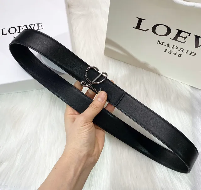 Loewe Anagram حزام جلد أسود 3
