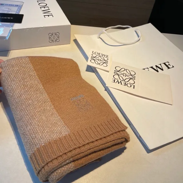 Loewe شاحف كشمير بني بيج مخطط حافة مقرمشة 4