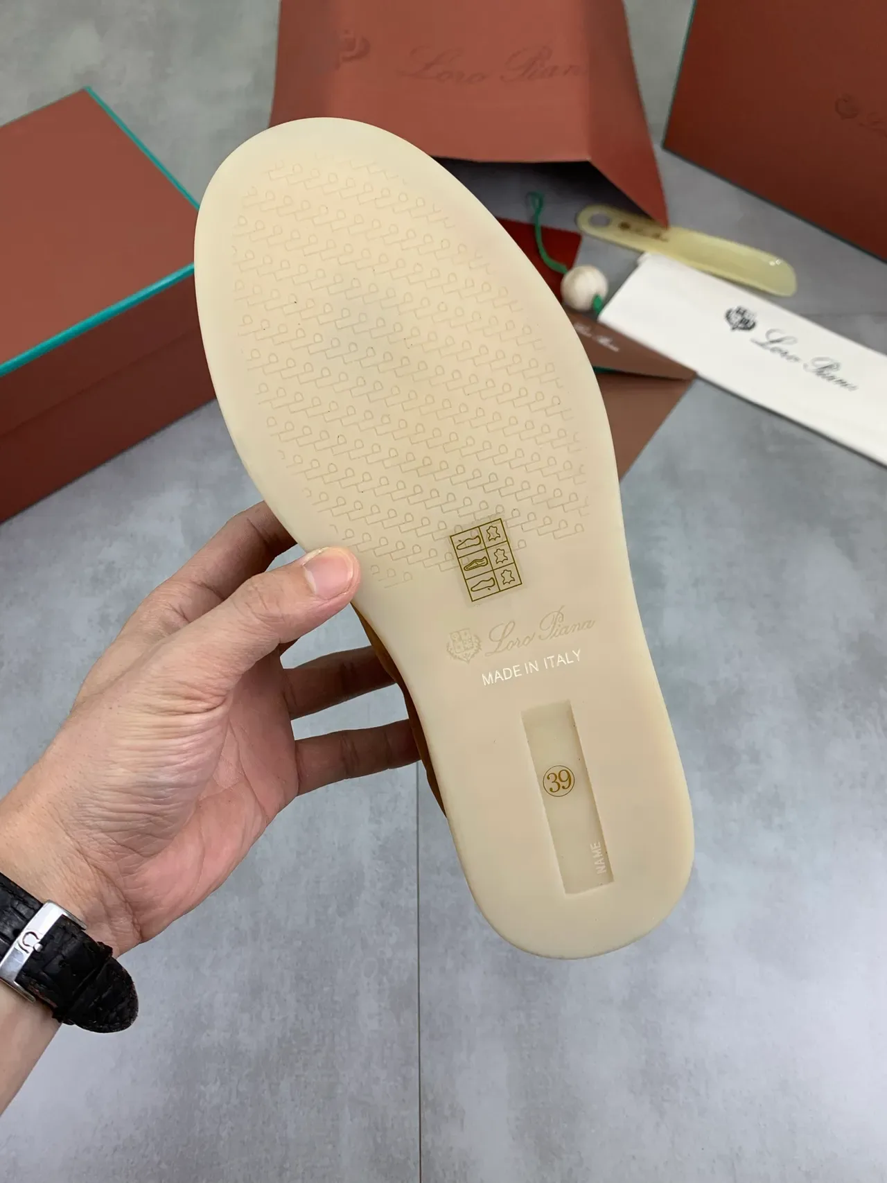 Loro Piana Zapatillas Lifestyle de Ante con Cuello de Punto 3