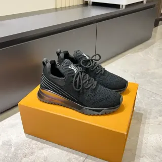 Louis Vuitton Tênis Lifestyle Preto Dourado Upper Knit Midsole Esculpido Iridescente