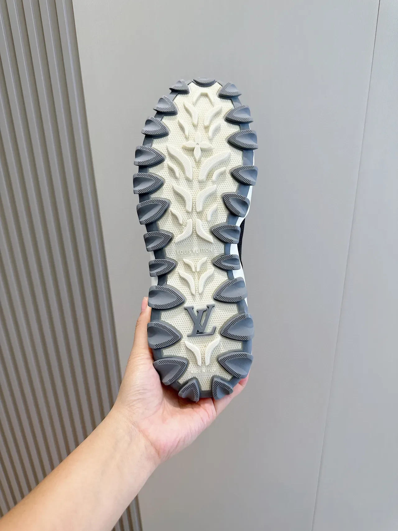 Louis Vuitton Black White Chunky Sole Sculpted Wave Midsole Lifestyle Sneakers 9