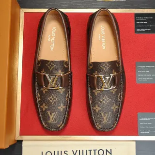 Louis Vuitton বাদামী বেইজ মনোগ্রাম ক্যানভাস লেদার স্ট্র্যাপ লোফার