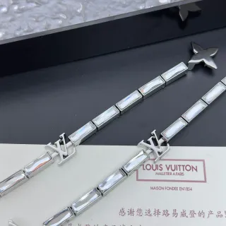 Louis Vuitton ক্রিস্টাল মনোগ্রাম সিলভার-টোন হার