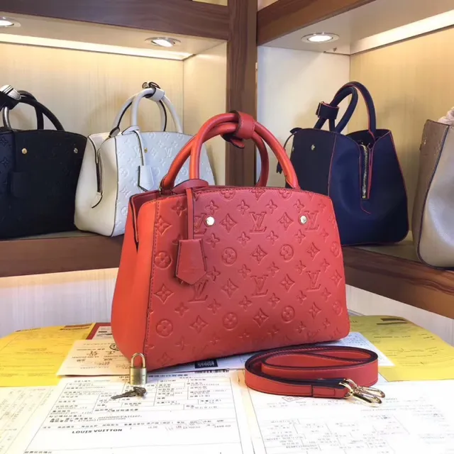 Louis Vuitton Embossed Monogram 黑色 结构化 手提 Boston 包 6