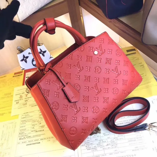 Louis Vuitton Embossed Monogram 黑色 结构化 手提 Boston 包 10