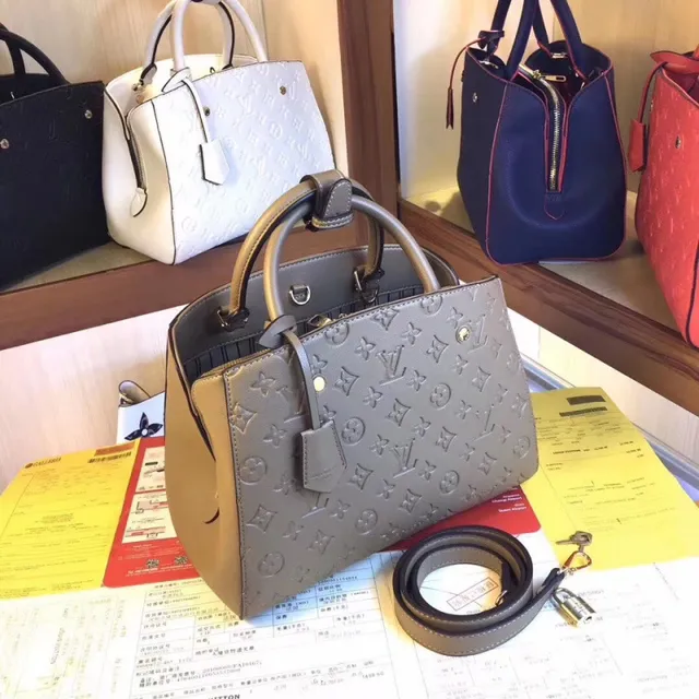Louis Vuitton Embossed Monogram 黑色 结构化 手提 Boston 包 22