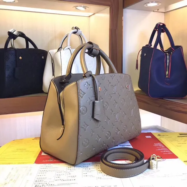 Louis Vuitton Embossed Monogram 黑色 结构化 手提 Boston 包 23