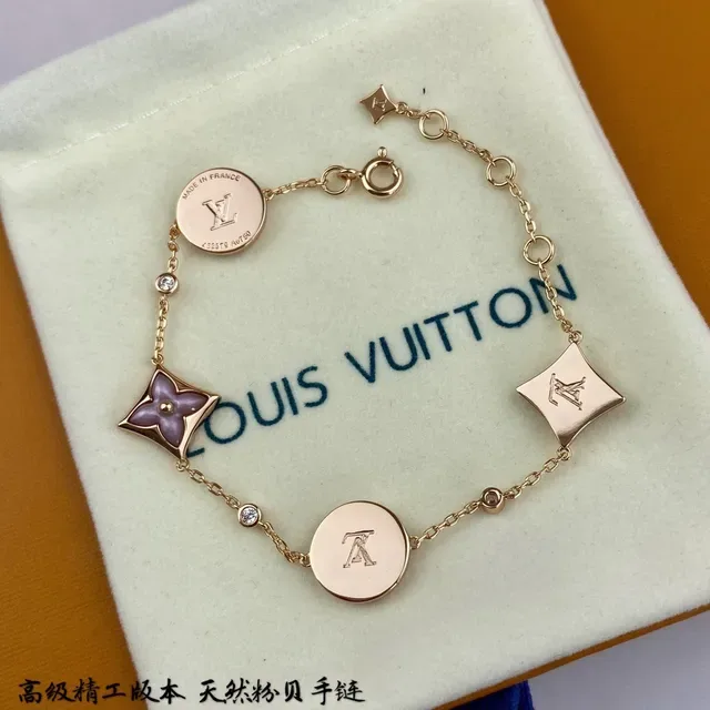 Pulseira de Corrente Louis Vuitton com Esmalte Floral e Cristal em Ouro Rosa 7