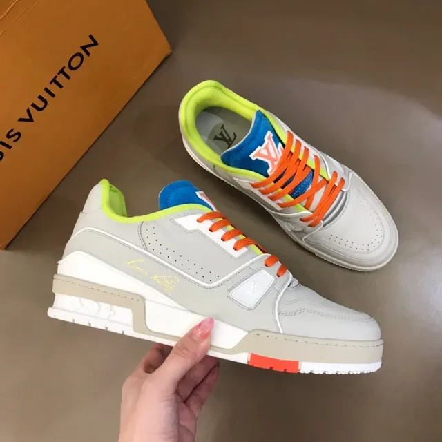 Louis Vuitton Cinza Multicolor Sola Média em Camadas Couro Superior Perfura do Tênis Lifestyle 7