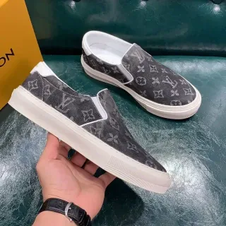 Louis Vuitton 灰白印花帆布一脚蹬生活方式运动鞋