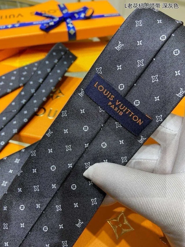 Louis Vuitton 灰白 Monogram-Print Silk-Weave Necktie 9