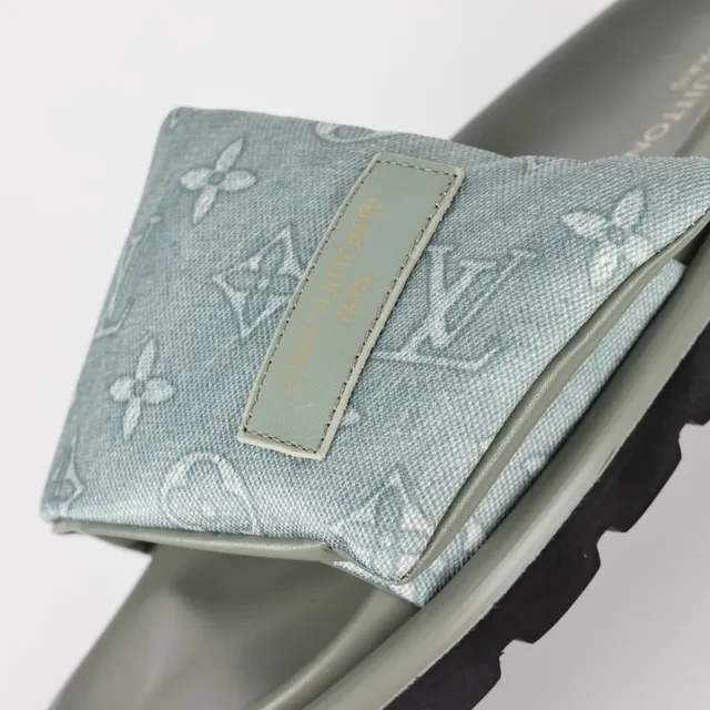 Louis Vuitton Chaussons Vert Noir Monogrammés en Toile Lanière Semelle Plateforme 6