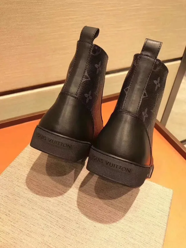 Louis Vuitton Le Cagole काली मोनोग्राम कैनवास एंगल बूट्स 5