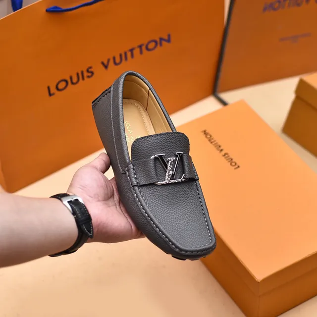 Louis Vuitton Mocassin Noir Cuir Pébité Boucle LV Mocassins 6