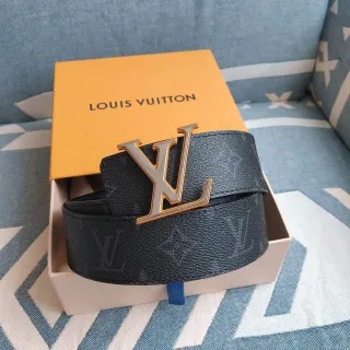 लुई विट्टन LV काला मोनोग्राम चमड़े का बेल्ट