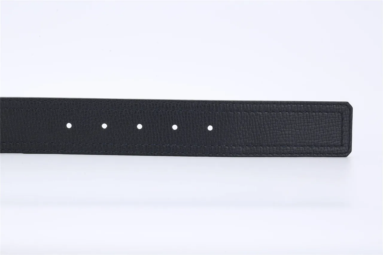 Louis Vuitton LV Belt 黑色纹理皮革腰带 5