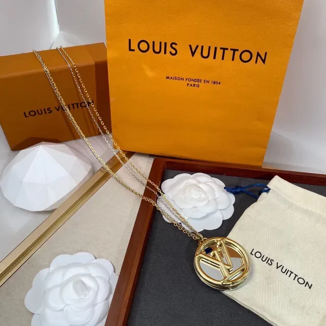 Louis Vuitton LV Circle Gold-Tone Interlocking Monogram Pendant Necklace 2