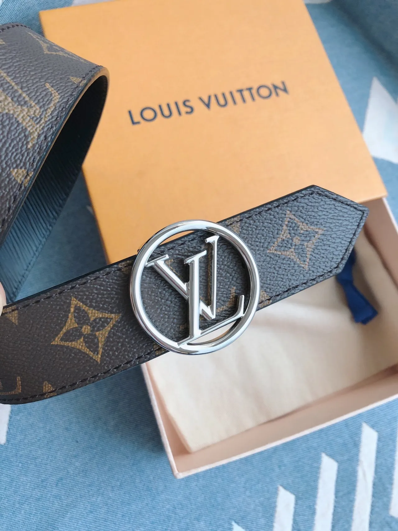 Louis Vuitton LV Circle Monogram Brown Leather Belt 8