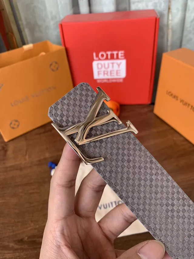 Louis Vuitton LV Initiales काली बुनी हुई चमड़े की पट्टा 13