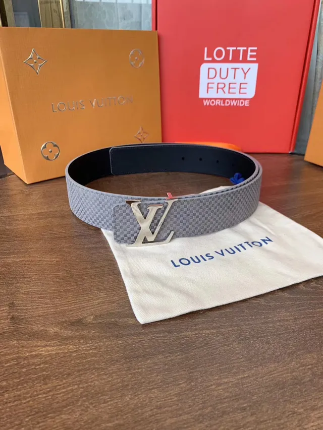 Louis Vuitton LV Initiales काली बुनी हुई चमड़े की पट्टा 15