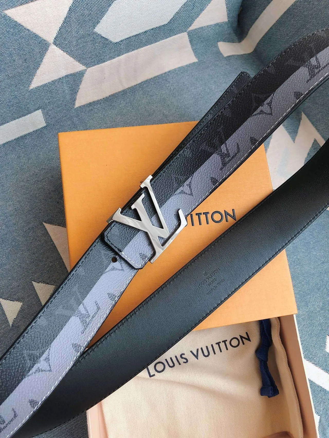Louis Vuitton LV Initiales Reversible Monogram Leather Belt 5