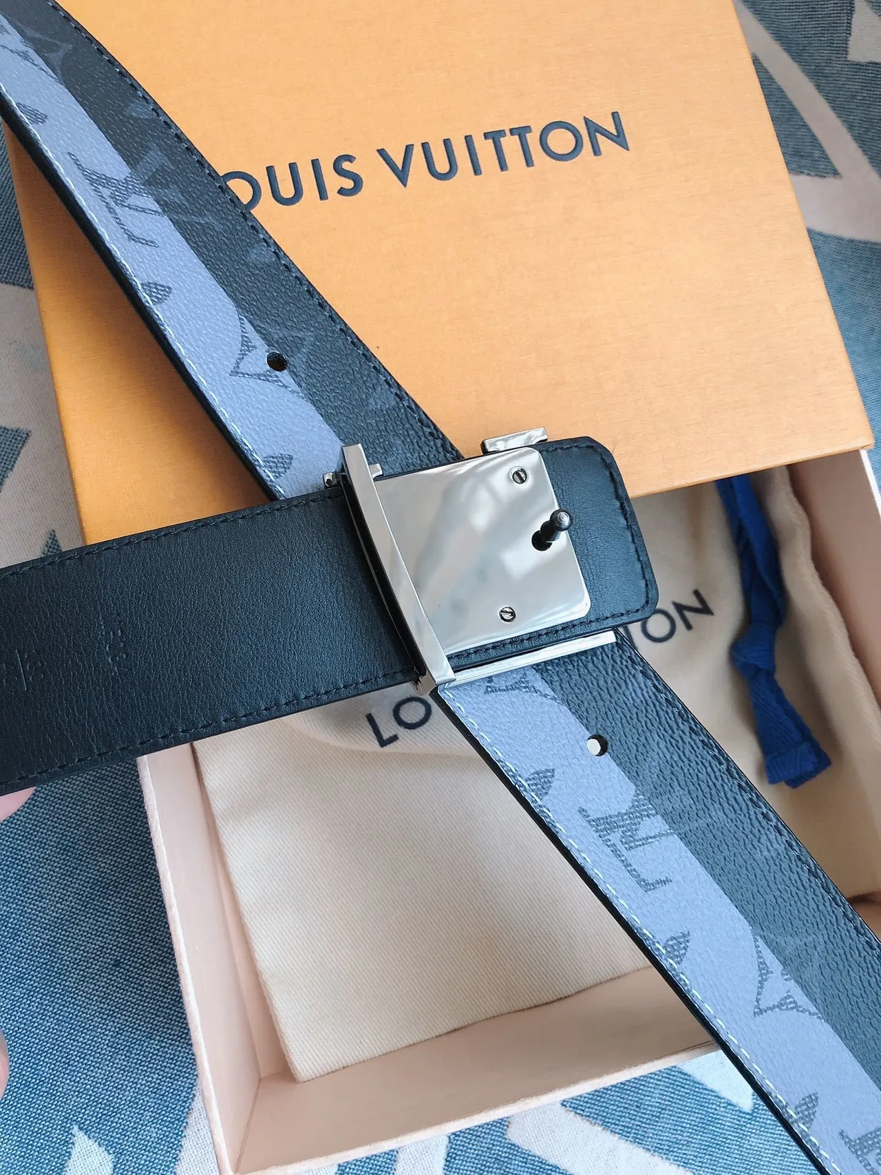 Louis Vuitton LV Initiales Reversible Monogram Leather Belt 8