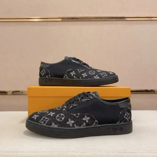 Louis Vuitton LV Trainer Tênis Lifestyle Preto Branco Monograma Jacquard Painelado Têxtil Superior