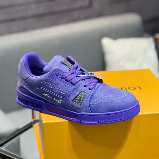 Louis Vuitton LV Trainer Roxo Monocromático De Couro Com Detalhes Perfurados Estilo de Vida Tênis