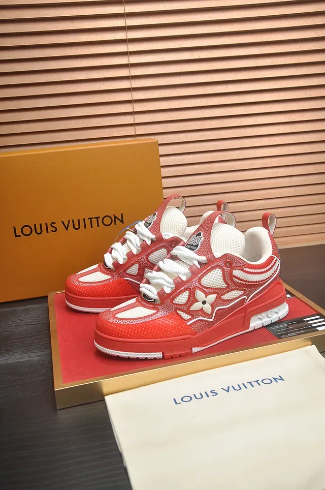 Louis Vuitton LV Trainer Vermelho e Branco Monograma Flower Lifestyle Sneakers 4