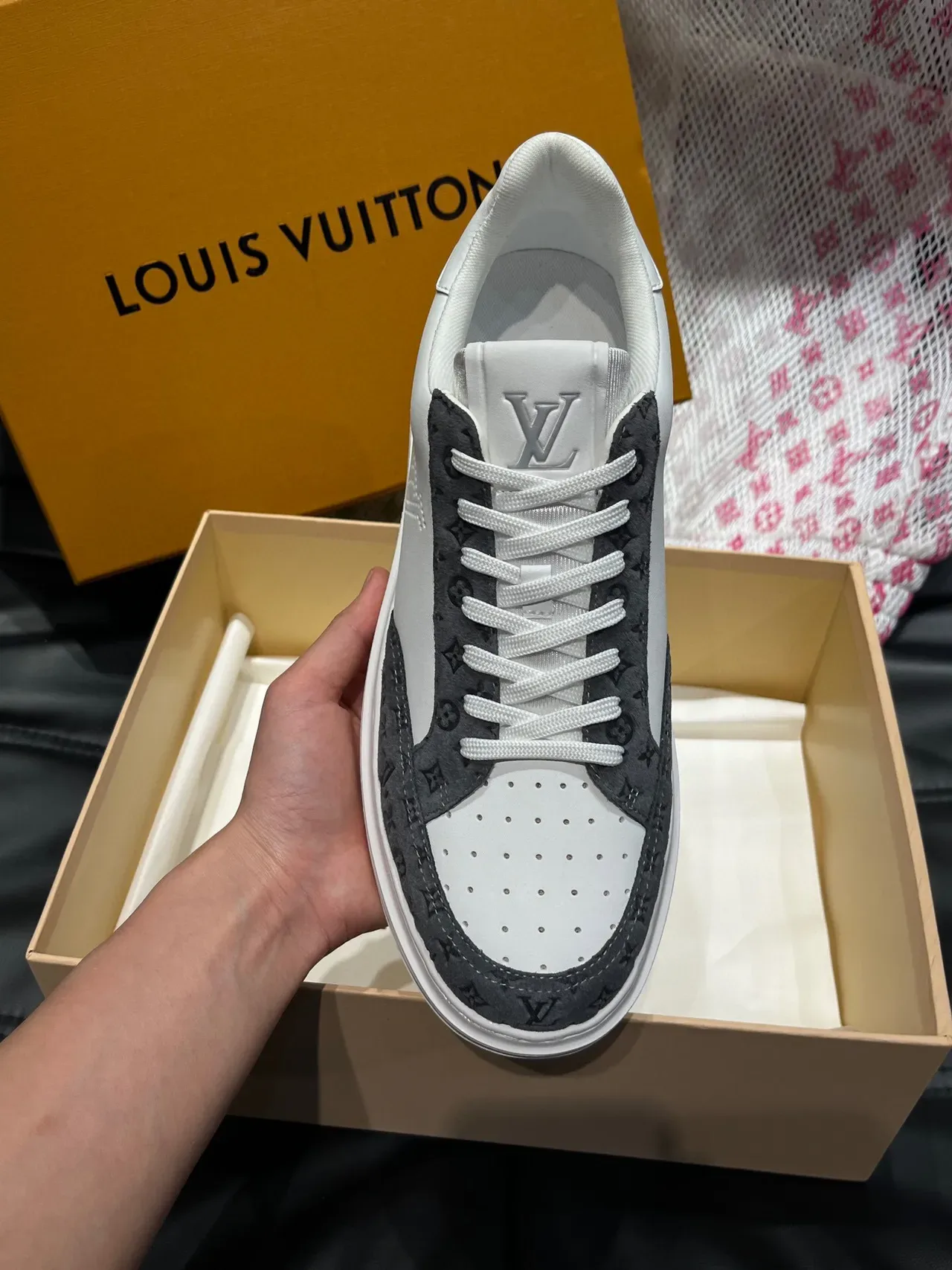 路易威登 LV Trainer 白色黑色 穿孔老花面板 厚平台鞋底 生活方式运动鞋 6