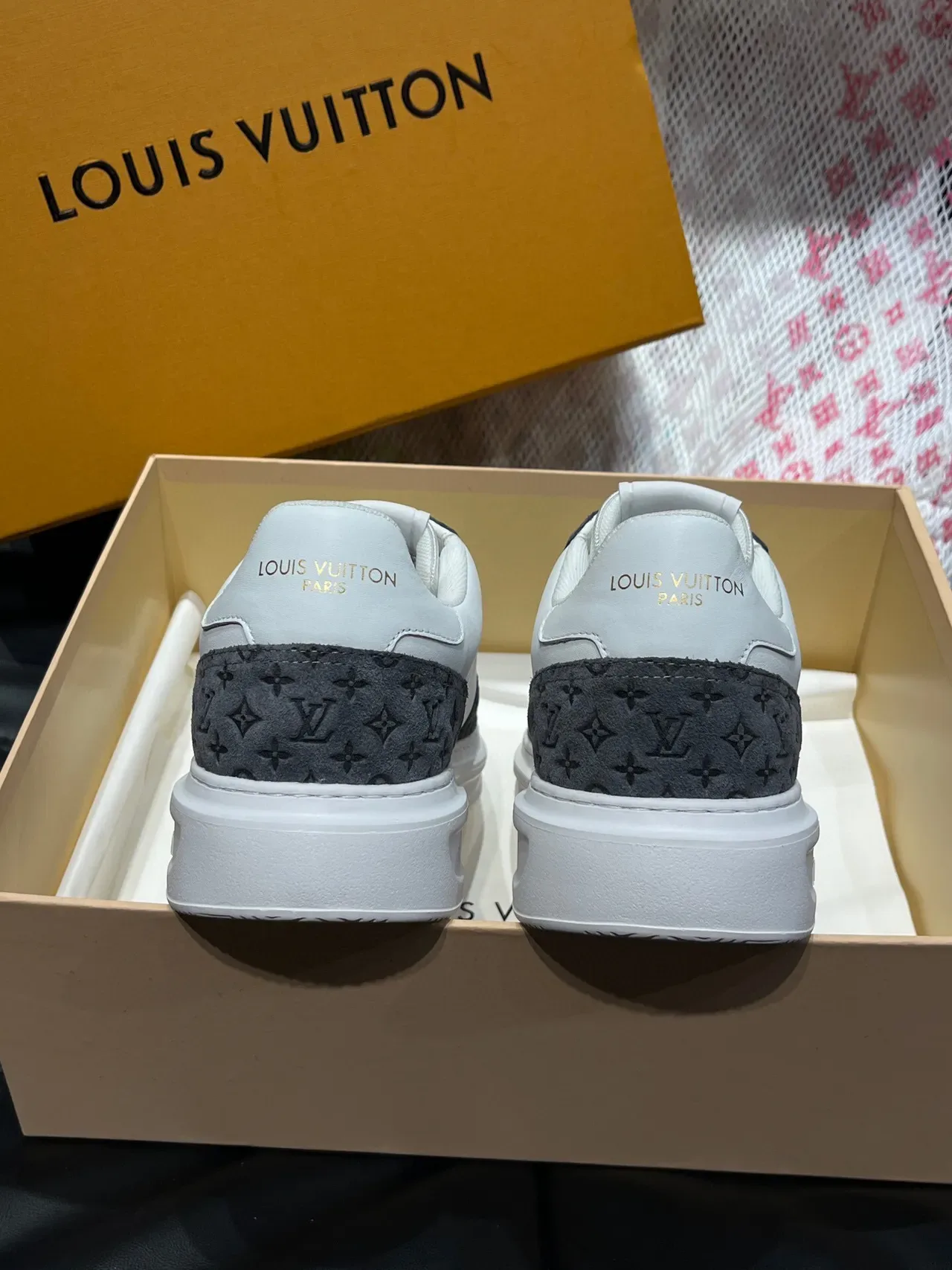 路易威登 LV Trainer 白色黑色 穿孔老花面板 厚平台鞋底 生活方式运动鞋 8