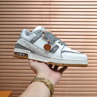 Louis Vuitton LV Trainer Branco Cinza Monogram Couro Solado Médio Camada Estilo de Vida Tênis