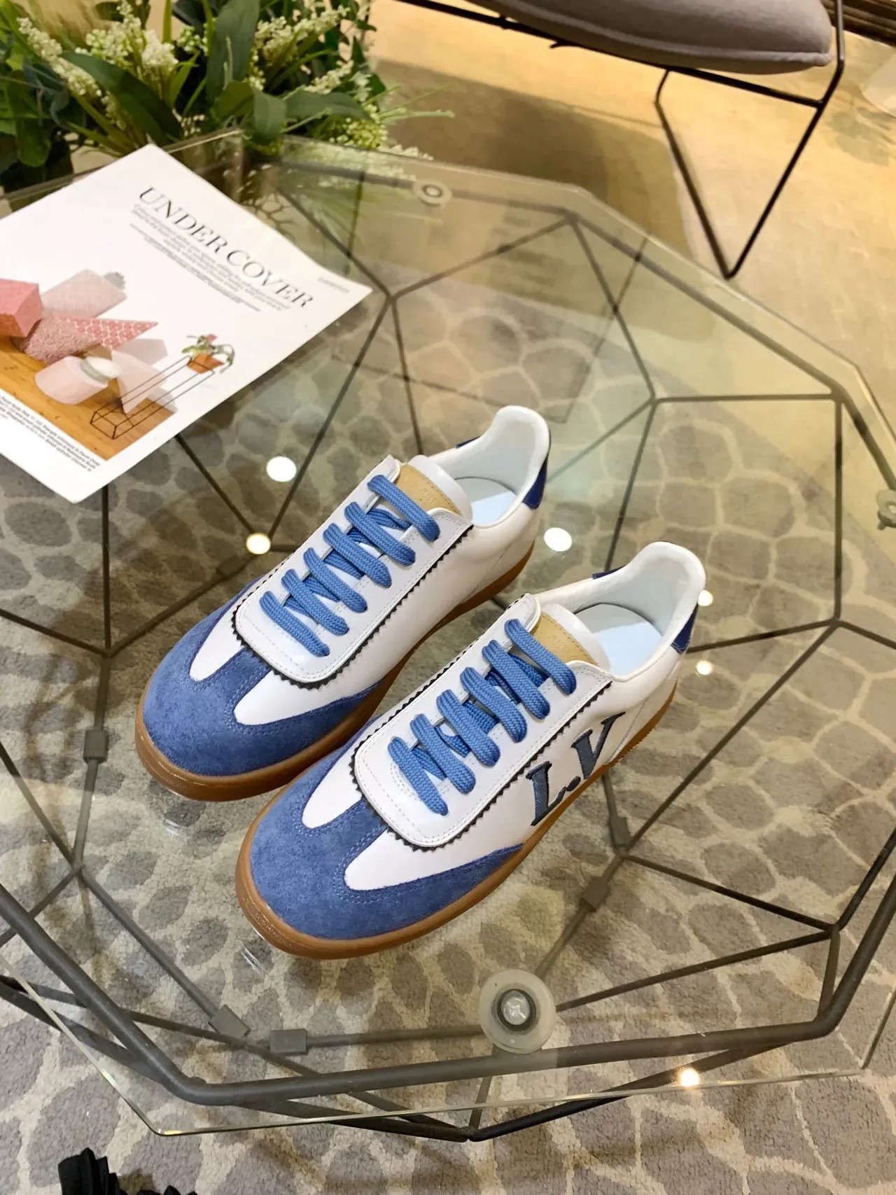 Louis Vuitton LV Trainer White Navy Two-Tone Suede And Leather Embroidered Monogram Lifestyle Sneakers 4