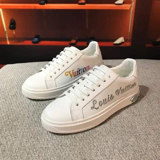 Louis Vuitton LV Trainer White Silver Leather Upper Script Logo Side Branding Lifestyle Sneakers 8