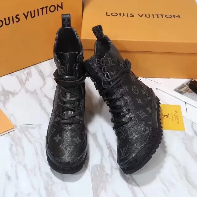 Louis Vuitton Monogram Lona Bota de Trabalho Com Cadarço e Bico Alto 4